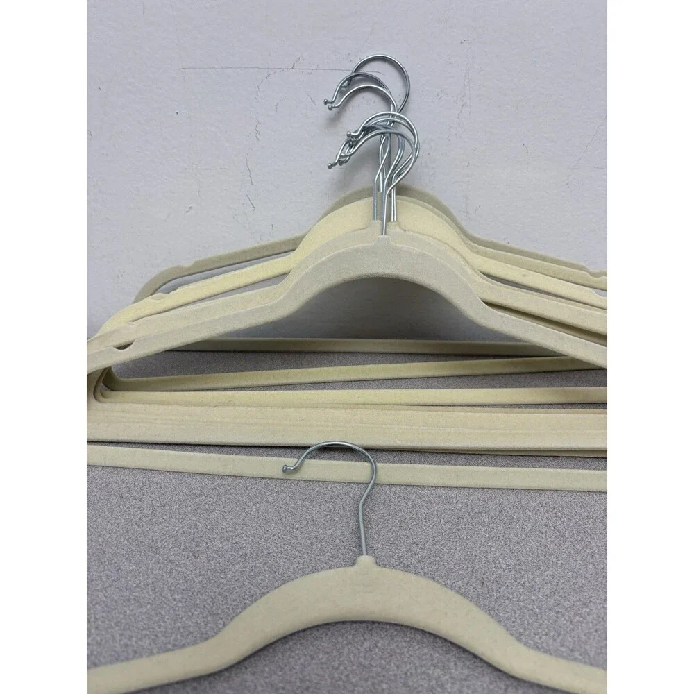 Beige Velvet Hangers, Lot of 10 trouser Hangers, EXCELLENT‎ CONDITION